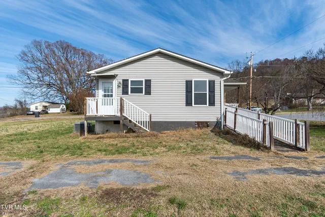 $214,000 | 107 South 2nd Street, Watauga, TN 37694