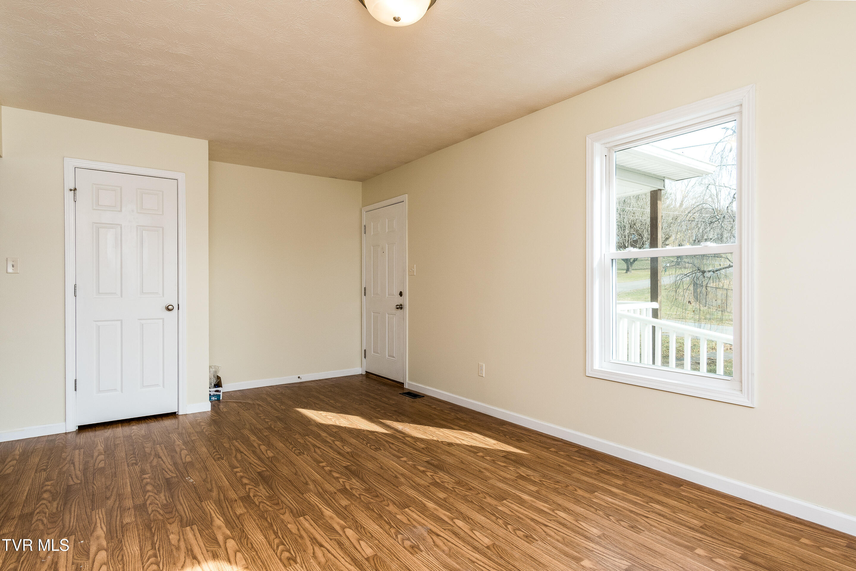 107 South 2nd Street Watauga, TN 37694 - Photo 6 of 24 interior-3