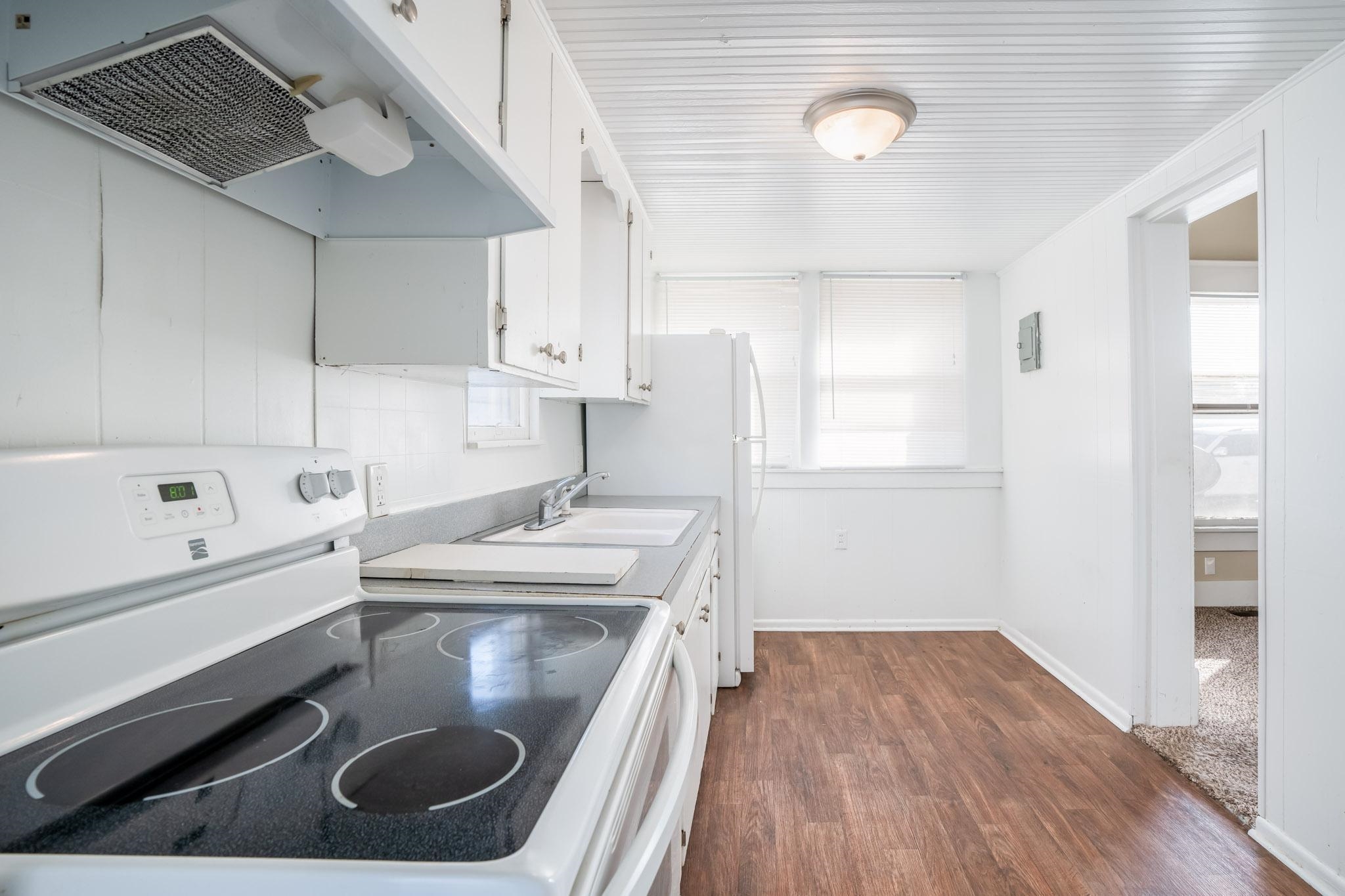 111 7th Street Conway Springs, KS 67031 - Photo 18 of 31