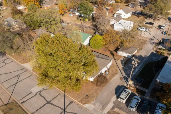 $69,900 | 111 7th Street, Conway Springs, KS 67031