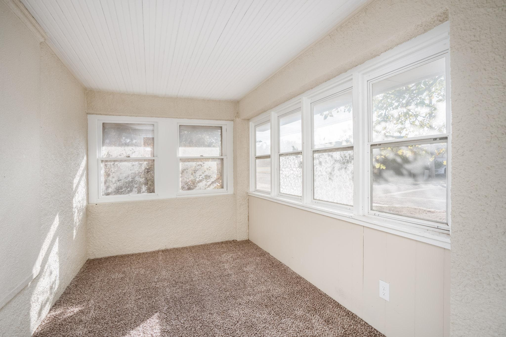 111 7th Street Conway Springs, KS 67031 - Photo 5 of 31