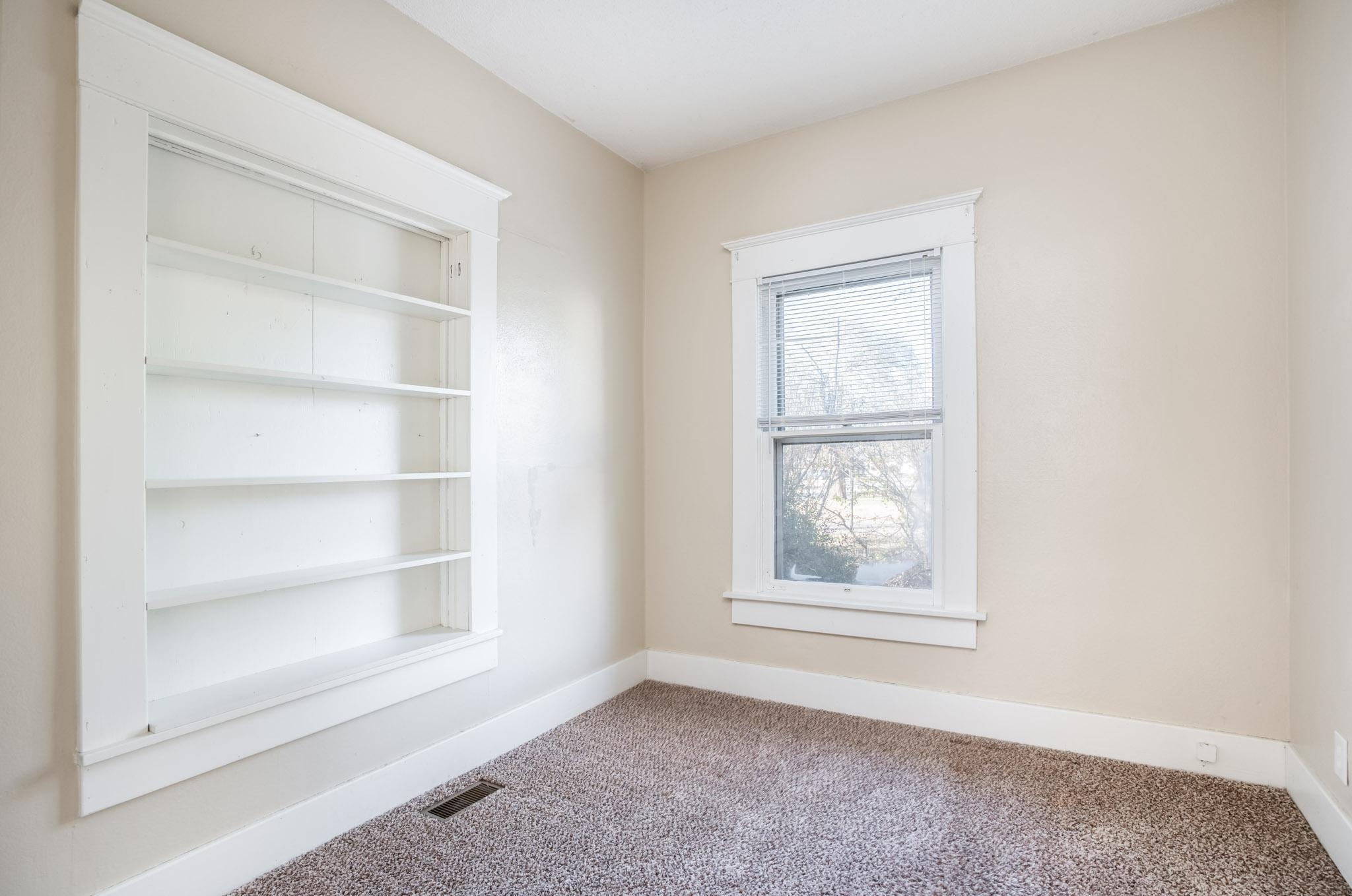 111 7th Street Conway Springs, KS 67031 - Photo 10 of 31