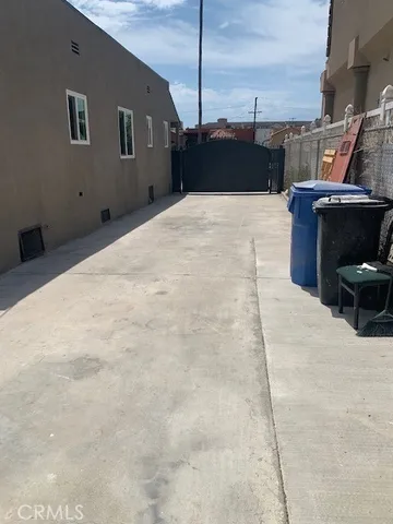 $3,600 | 1715 West 85th Street, Unit 1713, Los Angeles, CA 90047