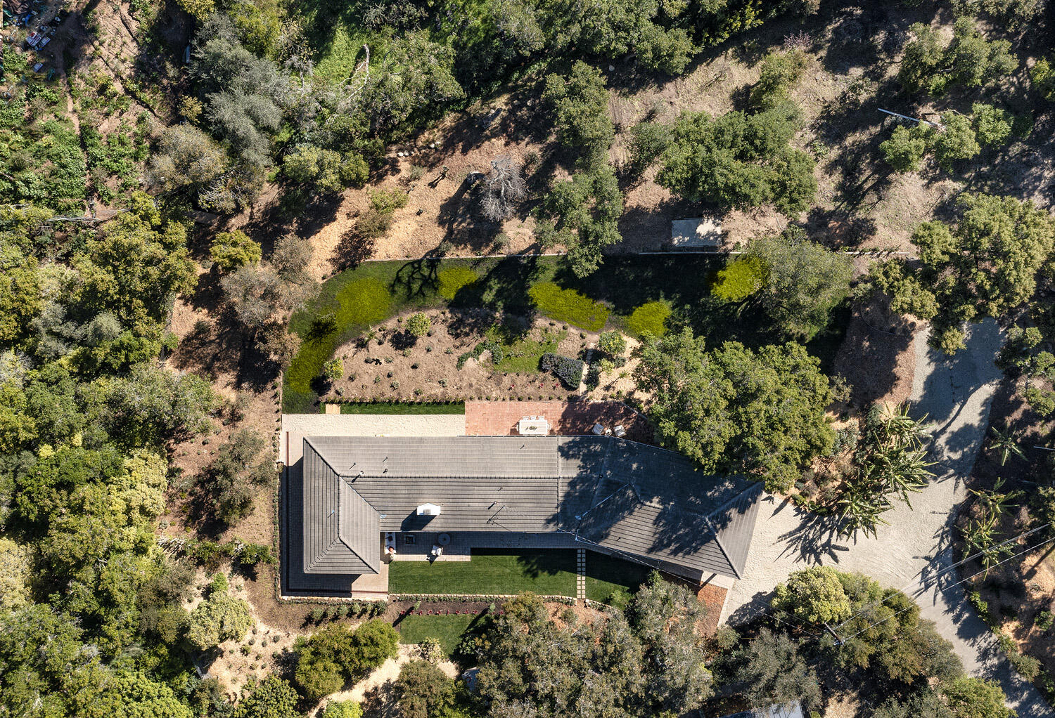 802 Oak Grove Drive Montecito, CA 93108 - Photo 20 of 20 a view of a city