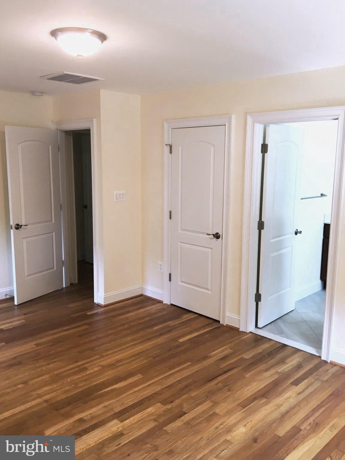 11514 Seven Locks Road Potomac, MD 20854 - Photo 28 of 72 Main Suite