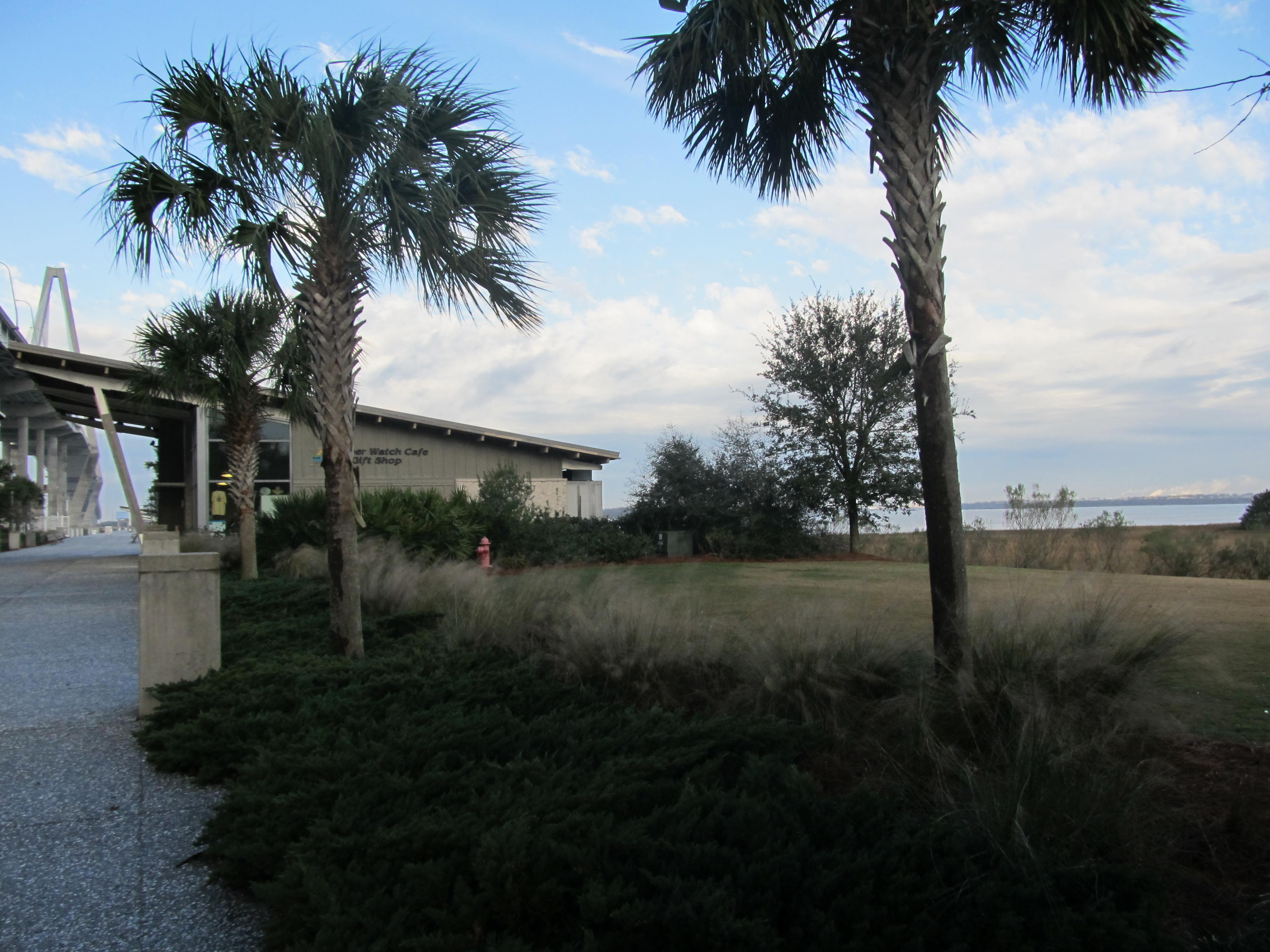264 Alexandra Drive, Unit 13 Mount Pleasant, SC 29464 - Photo 14 of 15 014D3B93-42F1-4917-8CFF-A8DC89B0CFF2