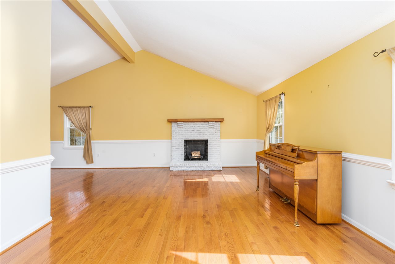 2500 Davis Road Waynesboro, VA 22980 - Photo 11 of 33 Gallery Image 11