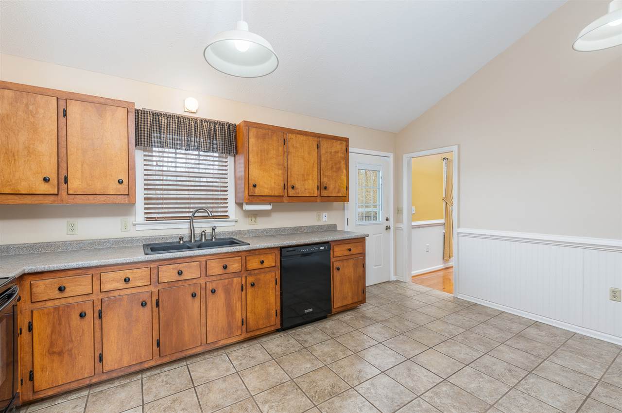2500 Davis Road Waynesboro, VA 22980 - Photo 16 of 33 Gallery Image 16