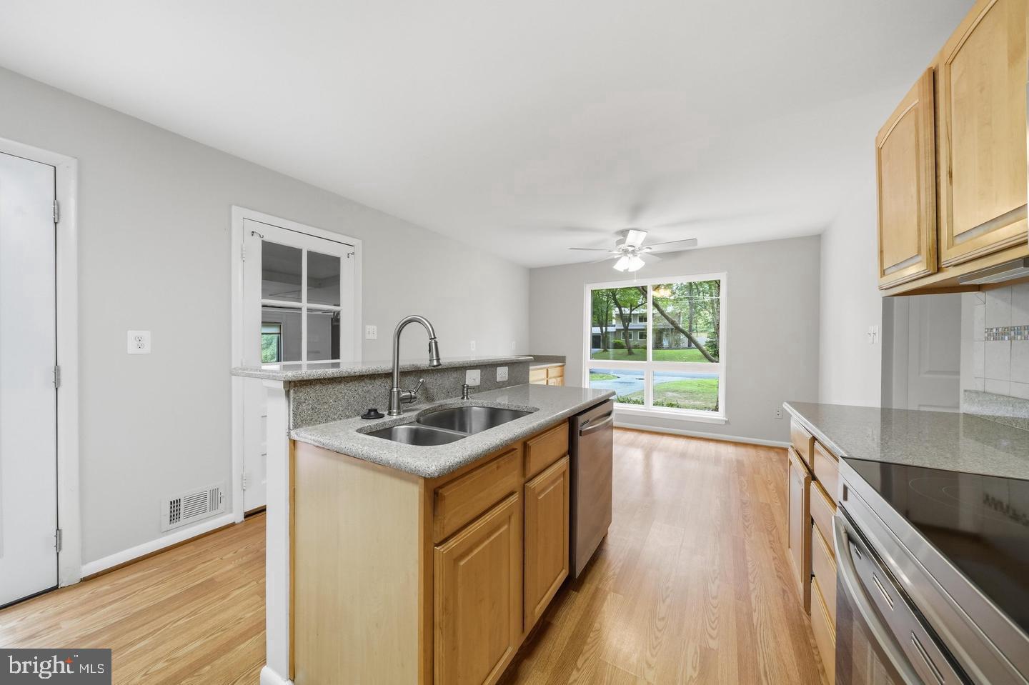 14317 Sturtevant Road Silver Spring, MD 20905 - Photo 15 of 55 Kitchen