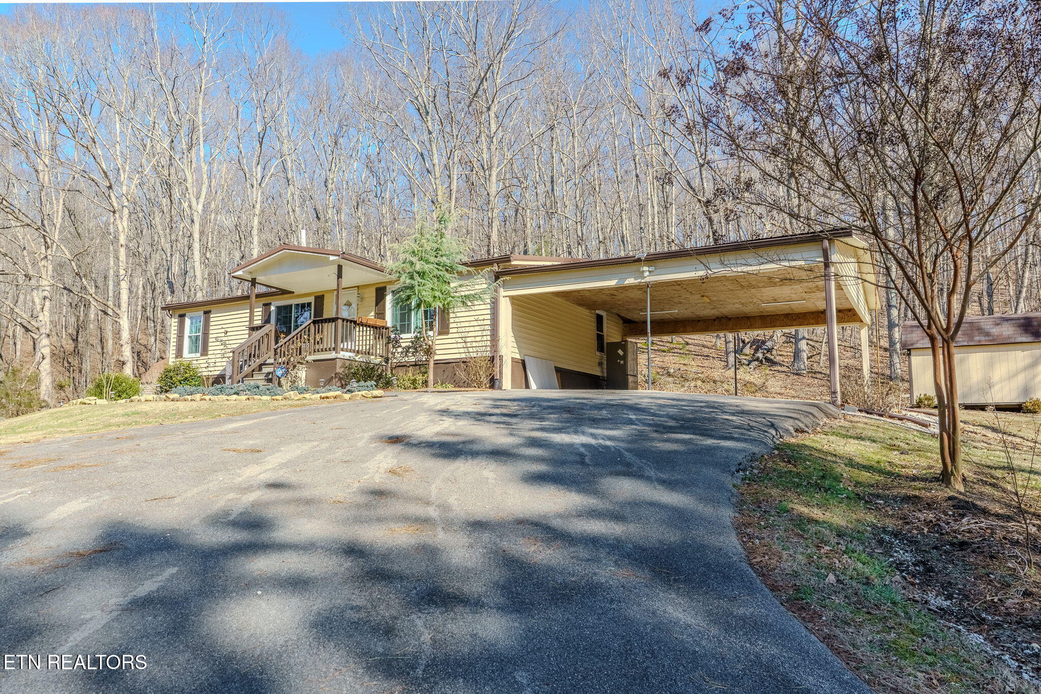 1710 Estes Road Loudon, TN 37774 - Photo 22 of 27 Lots of extra parking