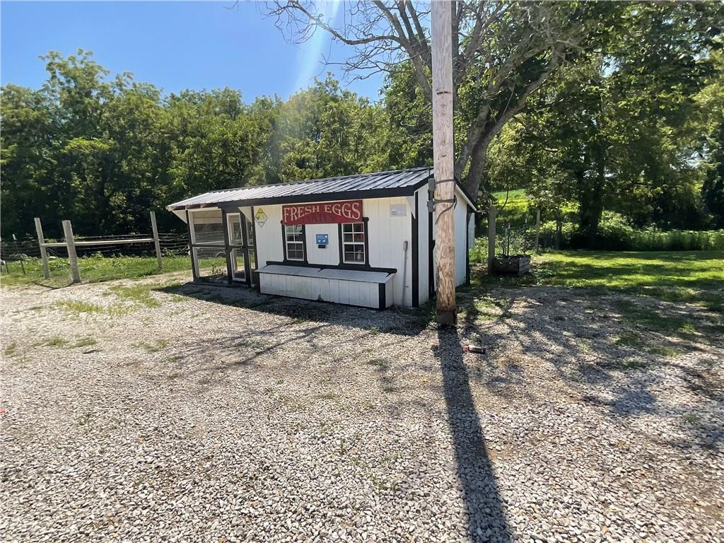 19383 Bottom View Road Lexington, MO 64067 - Photo 32 of 36