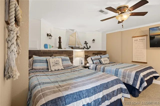 $949,900 | 228 East Lake Court, Sunrise Beach, MO 65079