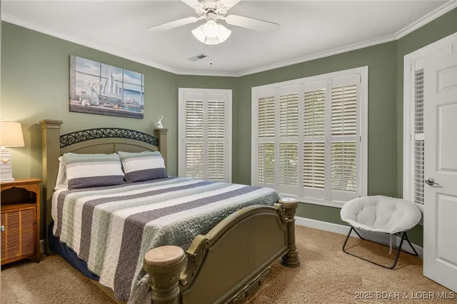 $949,900 | 228 East Lake Court, Sunrise Beach, MO 65079