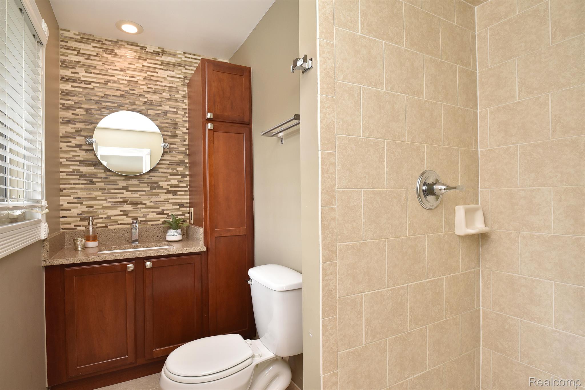 3340 Upton Drive Troy, MI 48084 - Photo 19 of 31 Gallery Image 19
