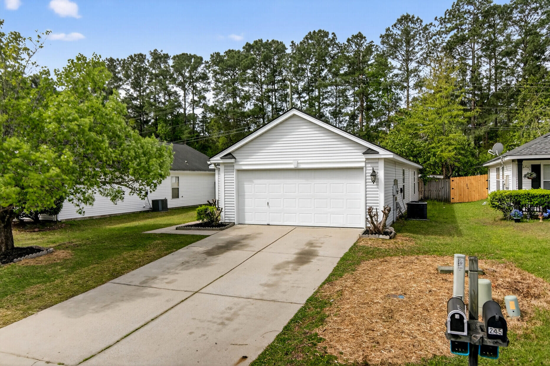 246 2 Pond Loop Ladson, SC 29456 - Photo 4 of 32 04_4_mls