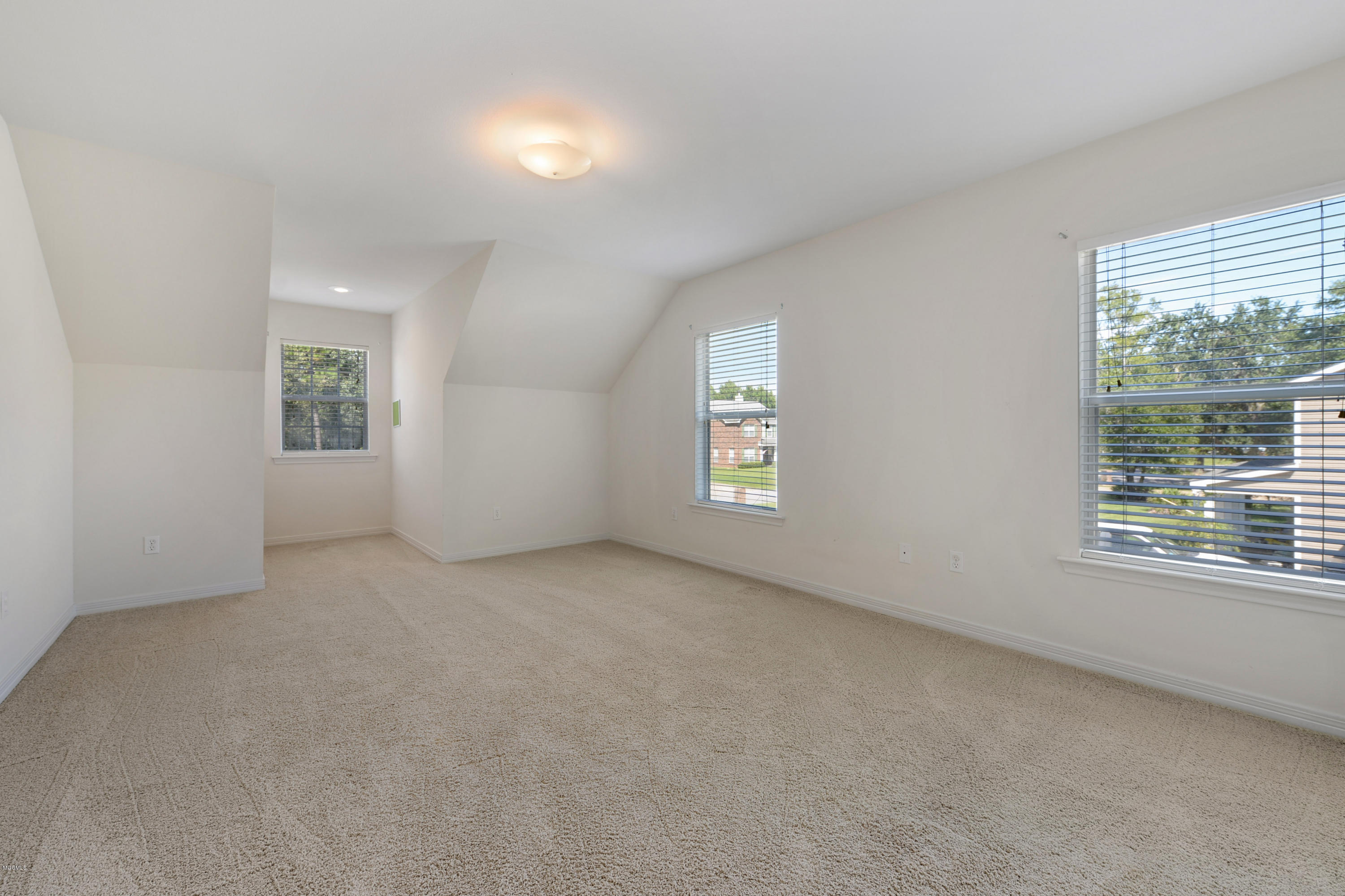 7813 Clamshell Avenue Ocean Springs, MS 39564 - Photo 23 of 35 023