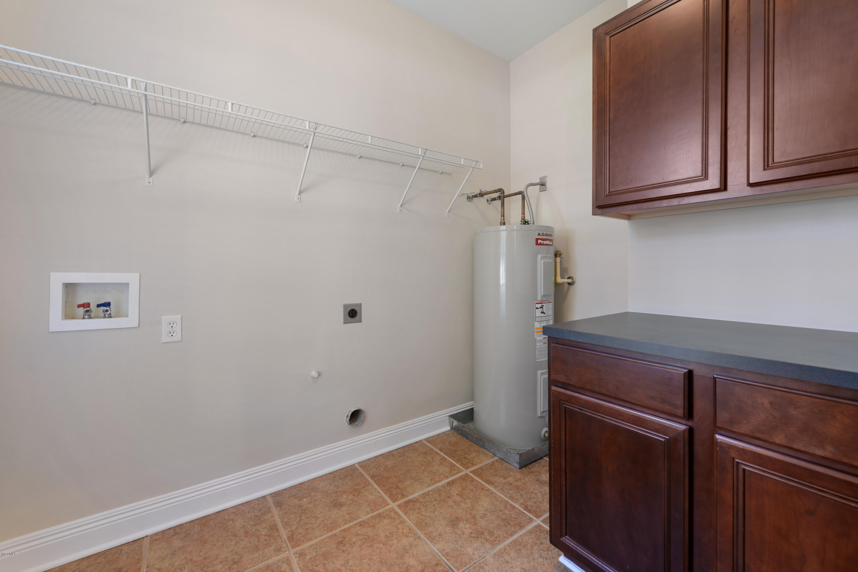 7813 Clamshell Avenue Ocean Springs, MS 39564 - Photo 29 of 35 029