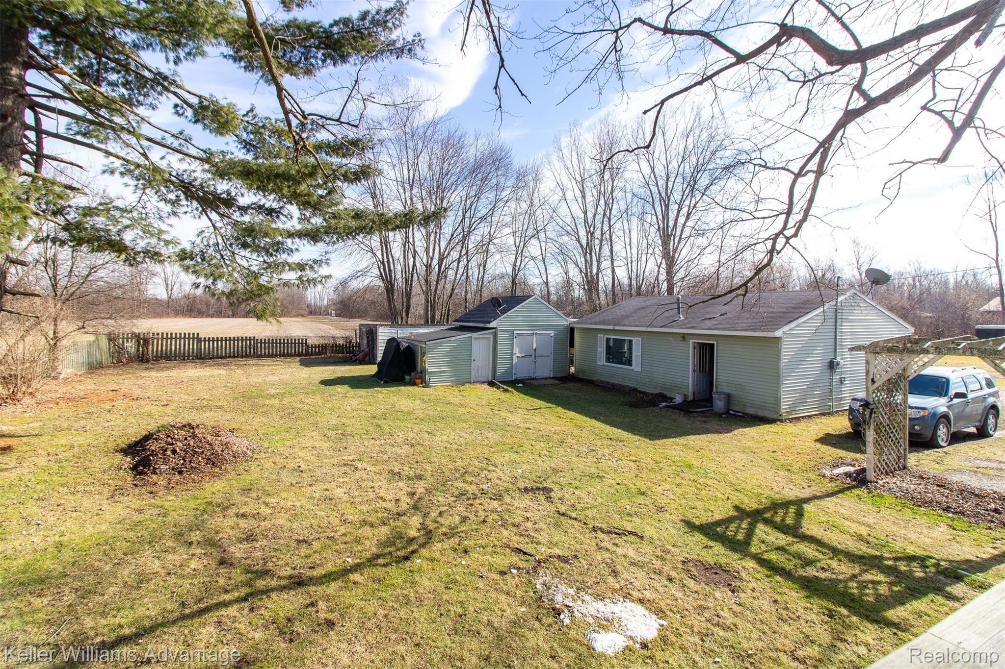 19375 Lohr Road Belleville, MI 48111 - Photo 31 of 33 LohrRd_19375_Back_14.jpg