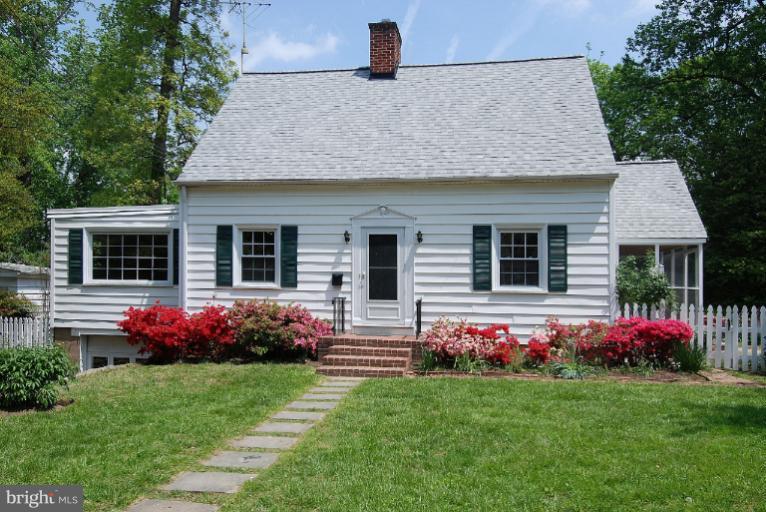 9819 Rosensteel Avenue Silver Spring, MD 20910 - Photo 2 of 30 Exterior (Front)