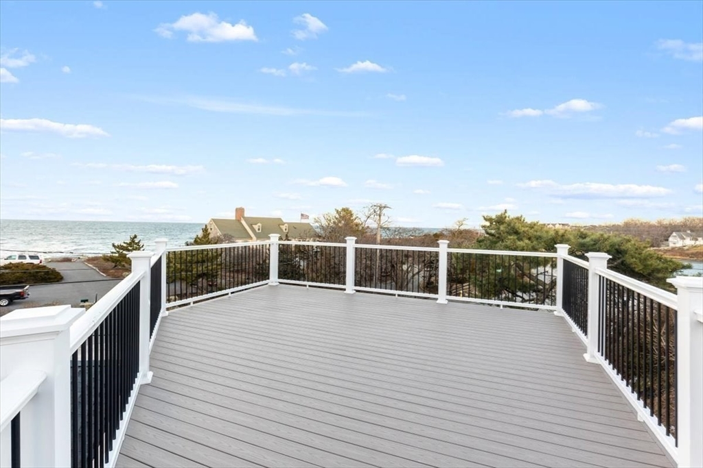 312 Jerusalem Road Cohasset, MA 02025 - Photo 5 of 37 Gallery Image 5