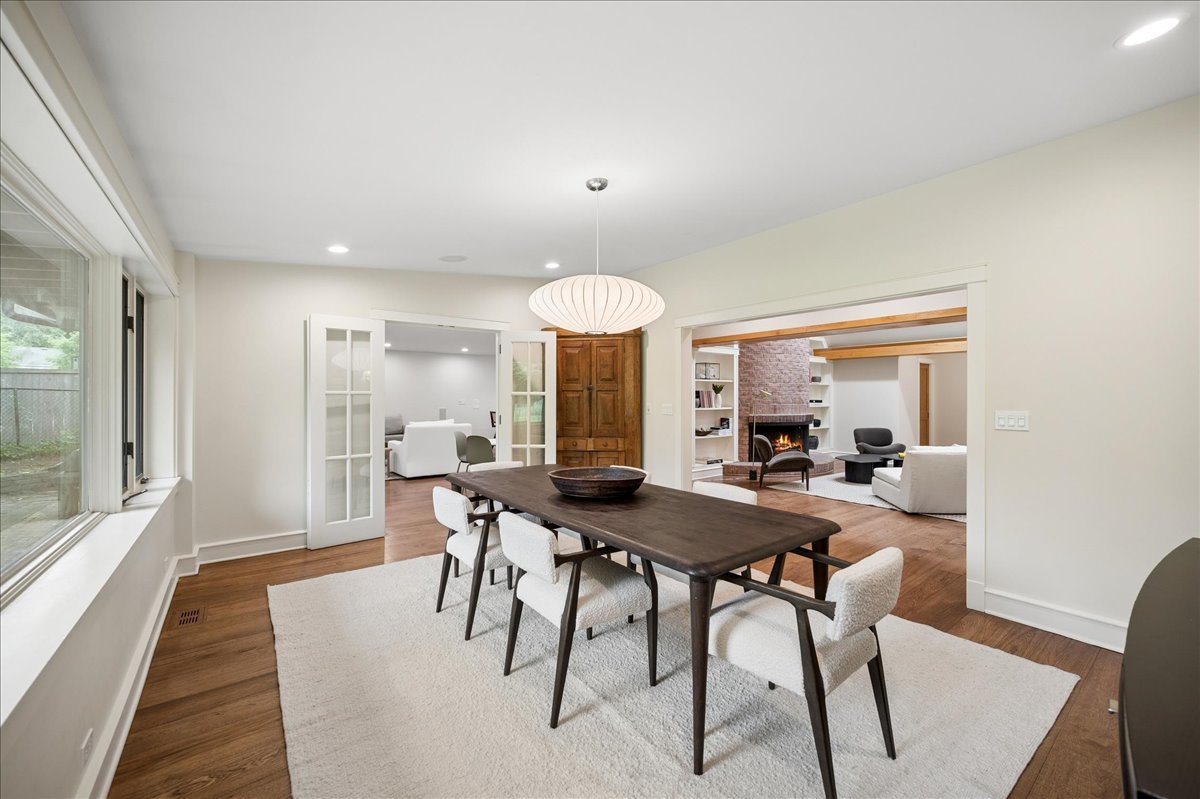 687 Birch Road Glencoe, IL 60022 - Photo 7 of 31 Gallery Image 7