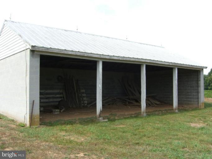 8901 Crum Road Walkersville, MD 21793 - Photo 11 of 17 machine shed