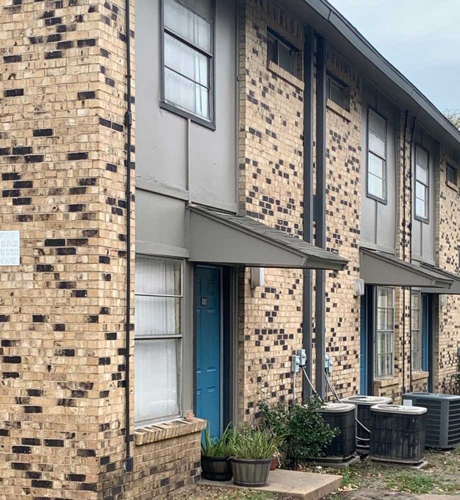 1355 North Jim Miller Road, Unit 121 Dallas, TX 75217 - Photo 15 of 18 Discount 200 Off from Rent