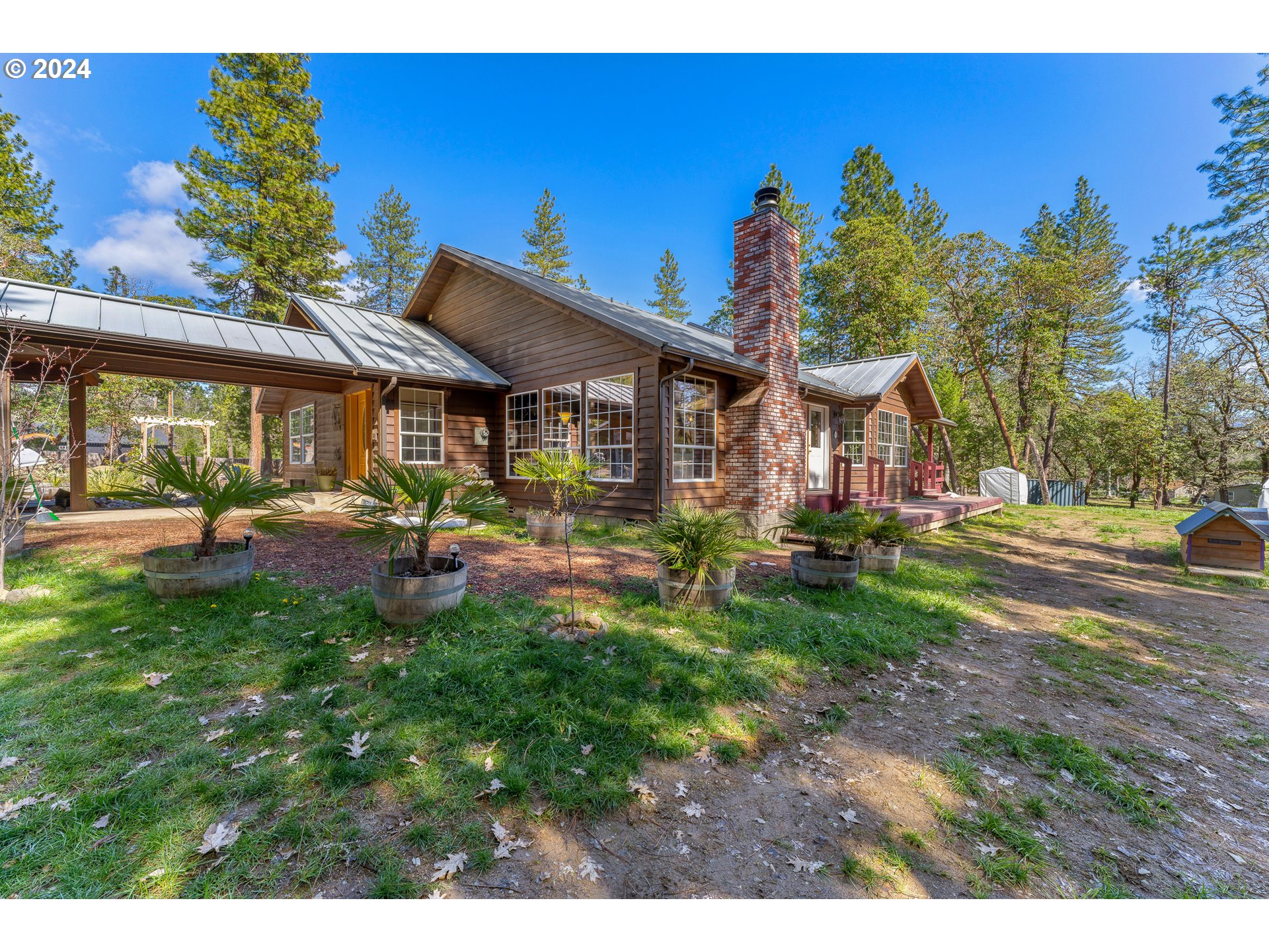 1587 Kincaid Road Williams, OR 97544 - Photo 1 of 44 Gallery Image 1