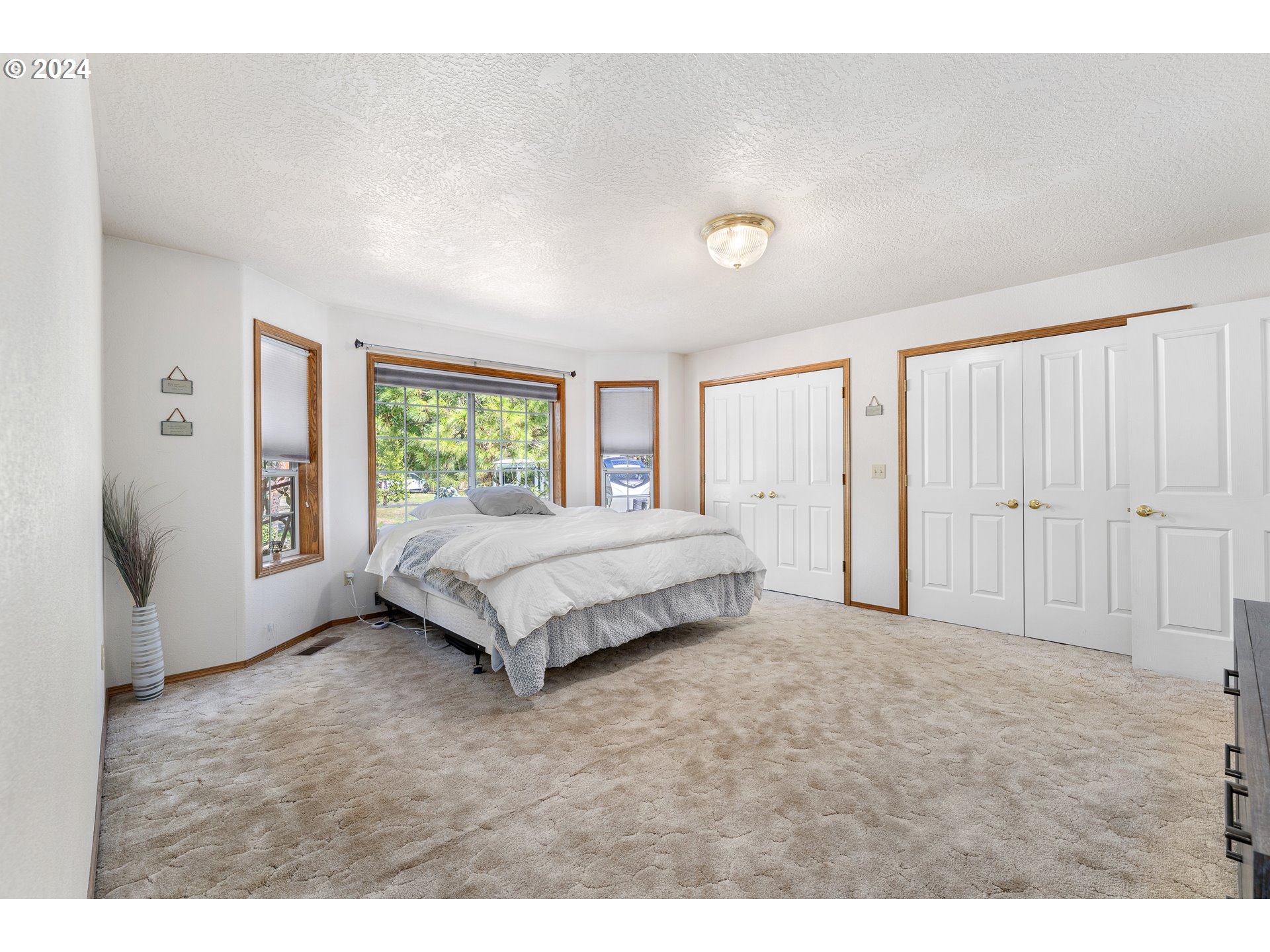 1587 Kincaid Road Williams, OR 97544 - Photo 20 of 44 Gallery Image 20