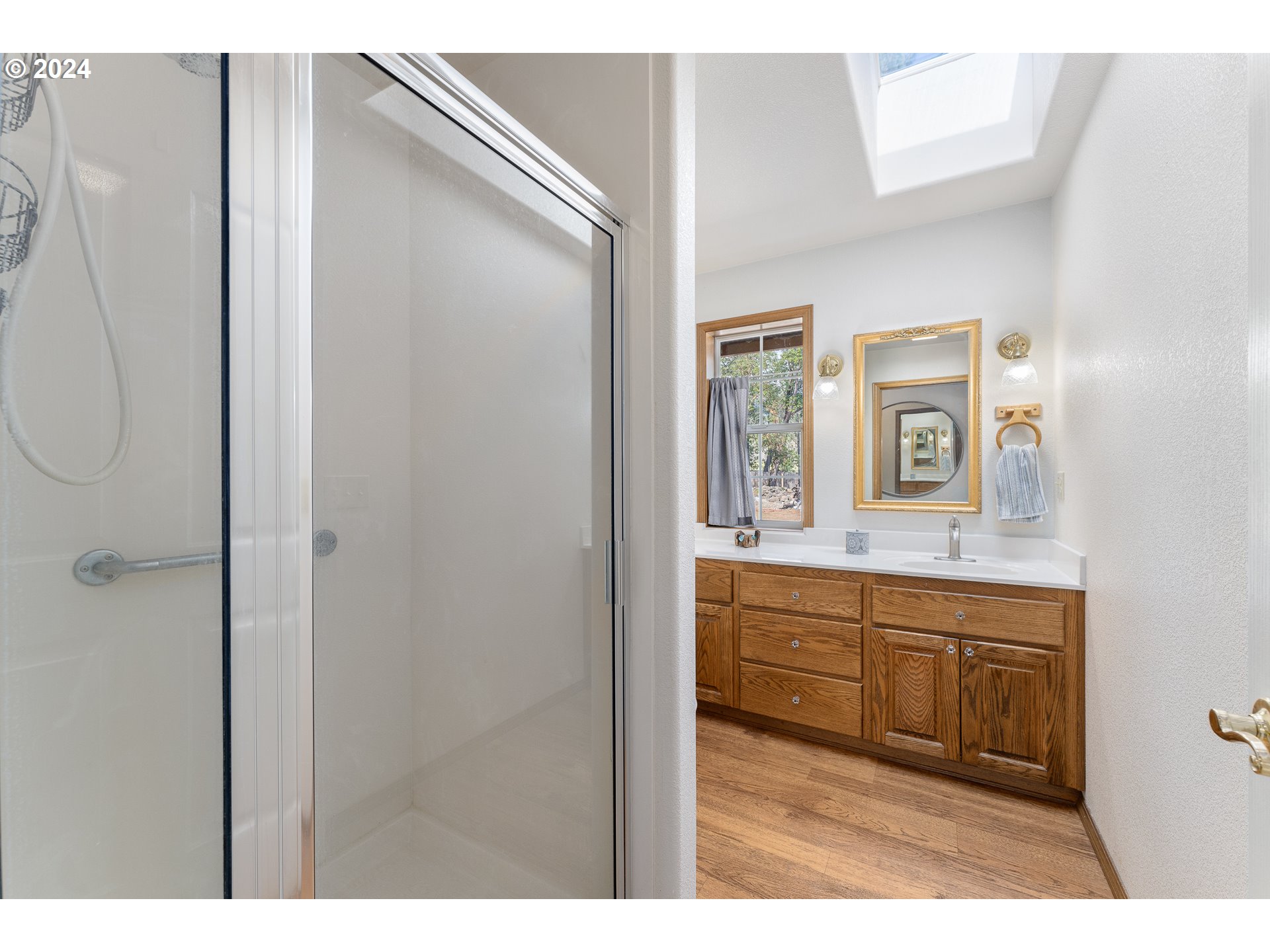 1587 Kincaid Road Williams, OR 97544 - Photo 21 of 44 Gallery Image 21