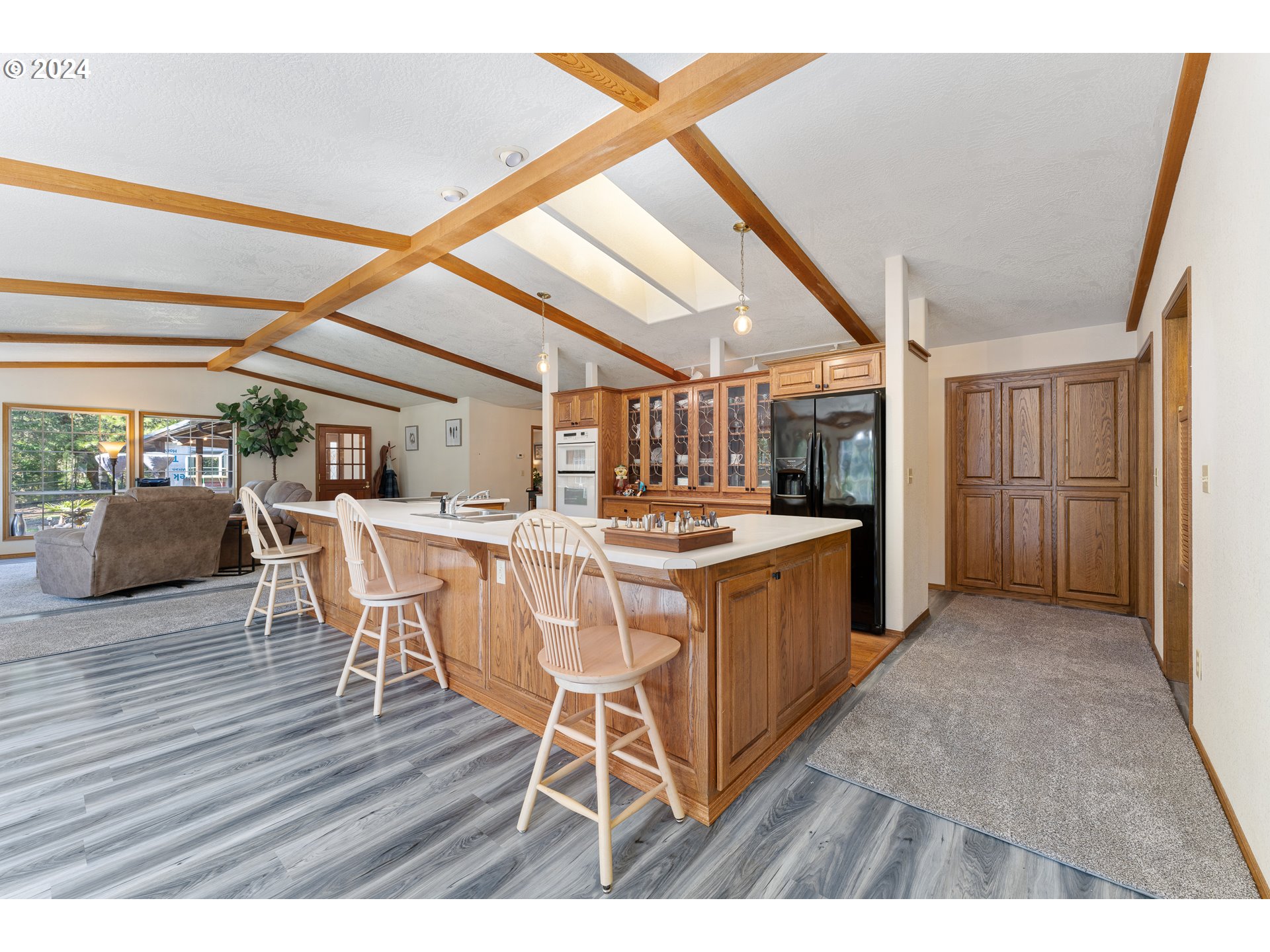 1587 Kincaid Road Williams, OR 97544 - Photo 36 of 44 Gallery Image 36