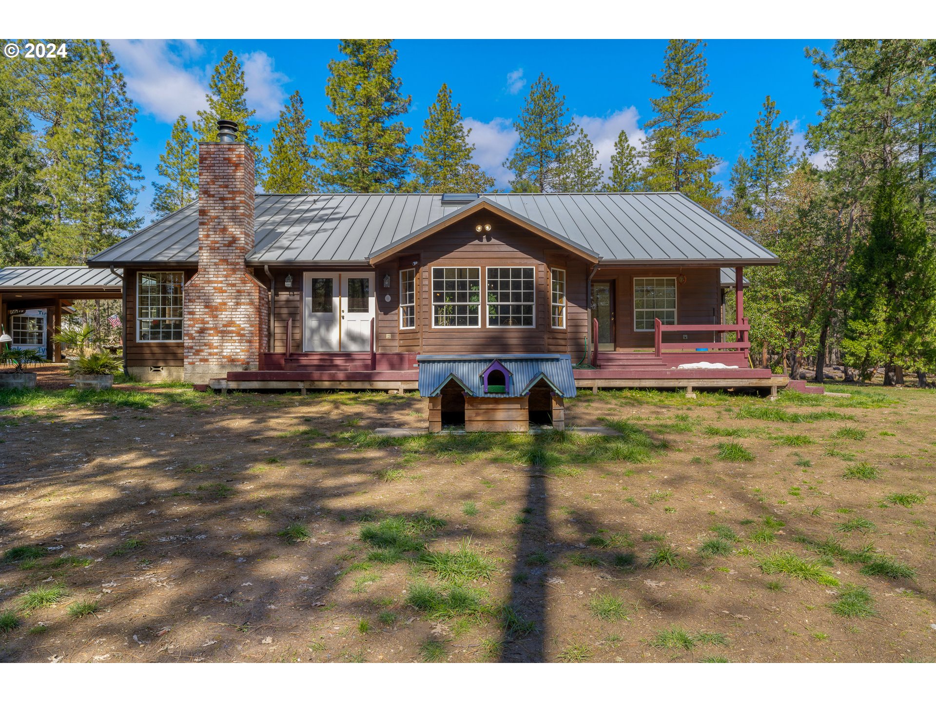 1587 Kincaid Road Williams, OR 97544 - Photo 6 of 44 Gallery Image 6