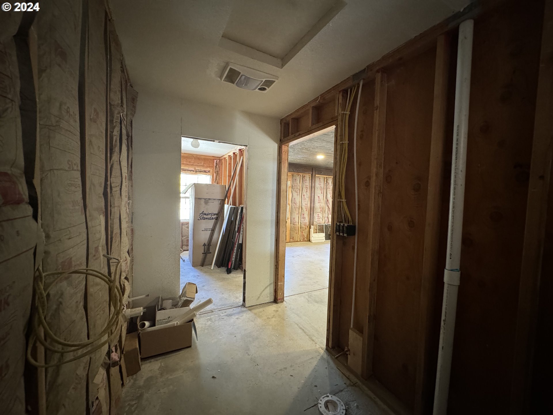 1587 Kincaid Road Williams, OR 97544 - Photo 10 of 44 Gallery Image 10