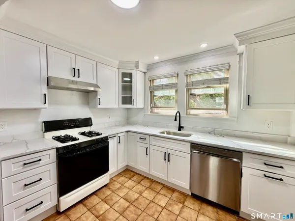 $3,750 | 80 Josephine Evaristo Avenue, Greenwich, CT 06830