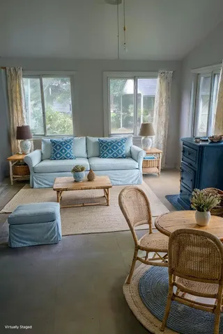 $250,000 | 10 Huspah Court North, Seabrook, SC 29940