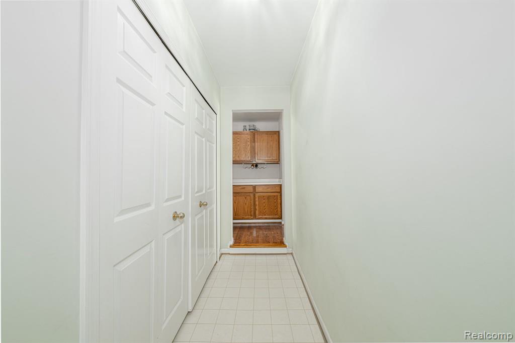 4375 Stonewood Court Rochester, MI 48306 - Photo 29 of 67