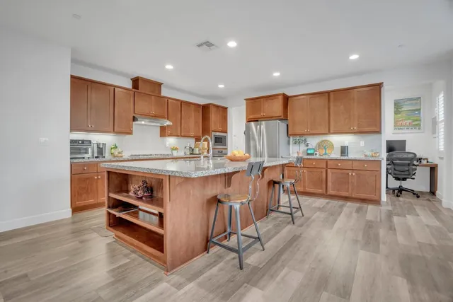 $1,125,000 | 263-263 East Vita Avenue, Mountain House, CA 95391