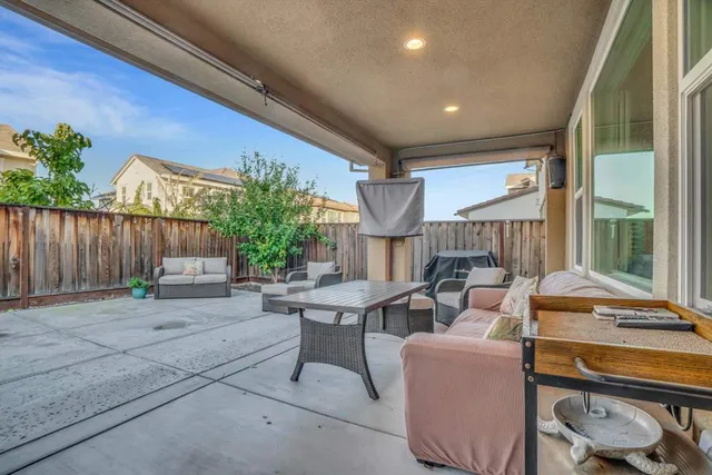 $1,125,000 | 263-263 East Vita Avenue, Mountain House, CA 95391