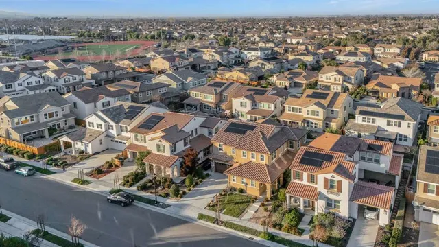 $1,125,000 | 263-263 East Vita Avenue, Mountain House, CA 95391