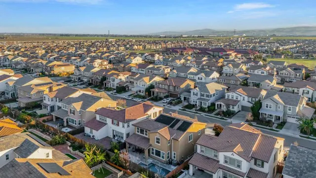 $1,125,000 | 263-263 East Vita Avenue, Mountain House, CA 95391