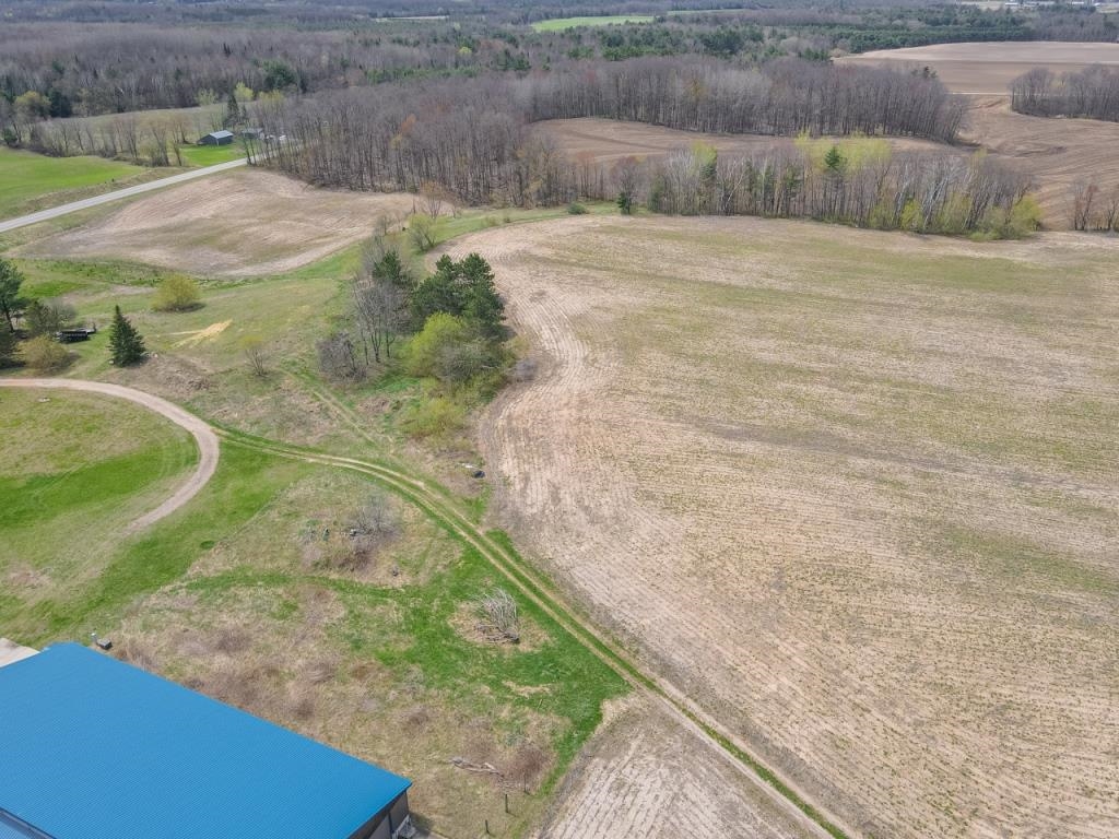 179432 County Rd II Eland, WI 54427 - Photo 7 of 36