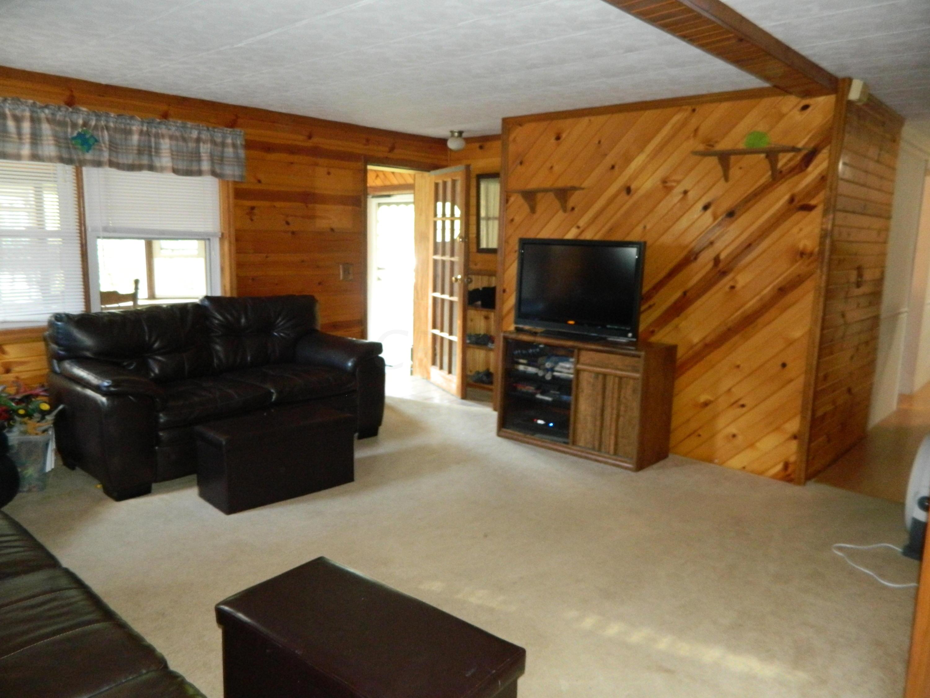 4177 Lake Road London, OH 43140 - Photo 7 of 20