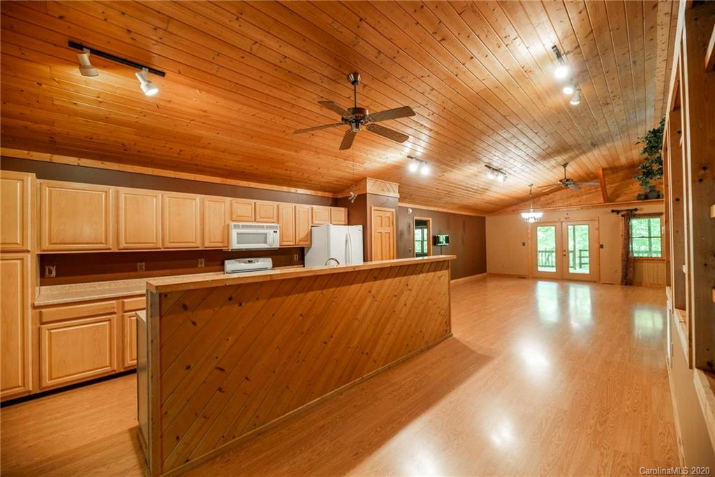563 Line Runner Ridge Road Rosman, NC 28772 - Photo 19 of 35 Gallery Image 19