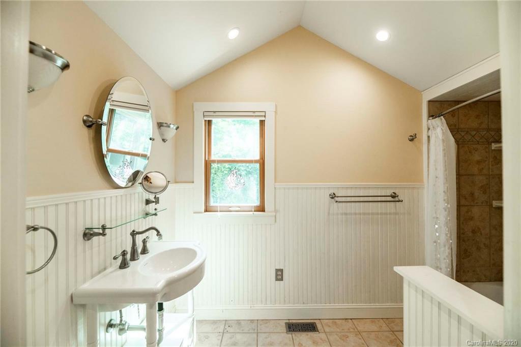 563 Line Runner Ridge Road Rosman, NC 28772 - Photo 24 of 35 Gallery Image 24