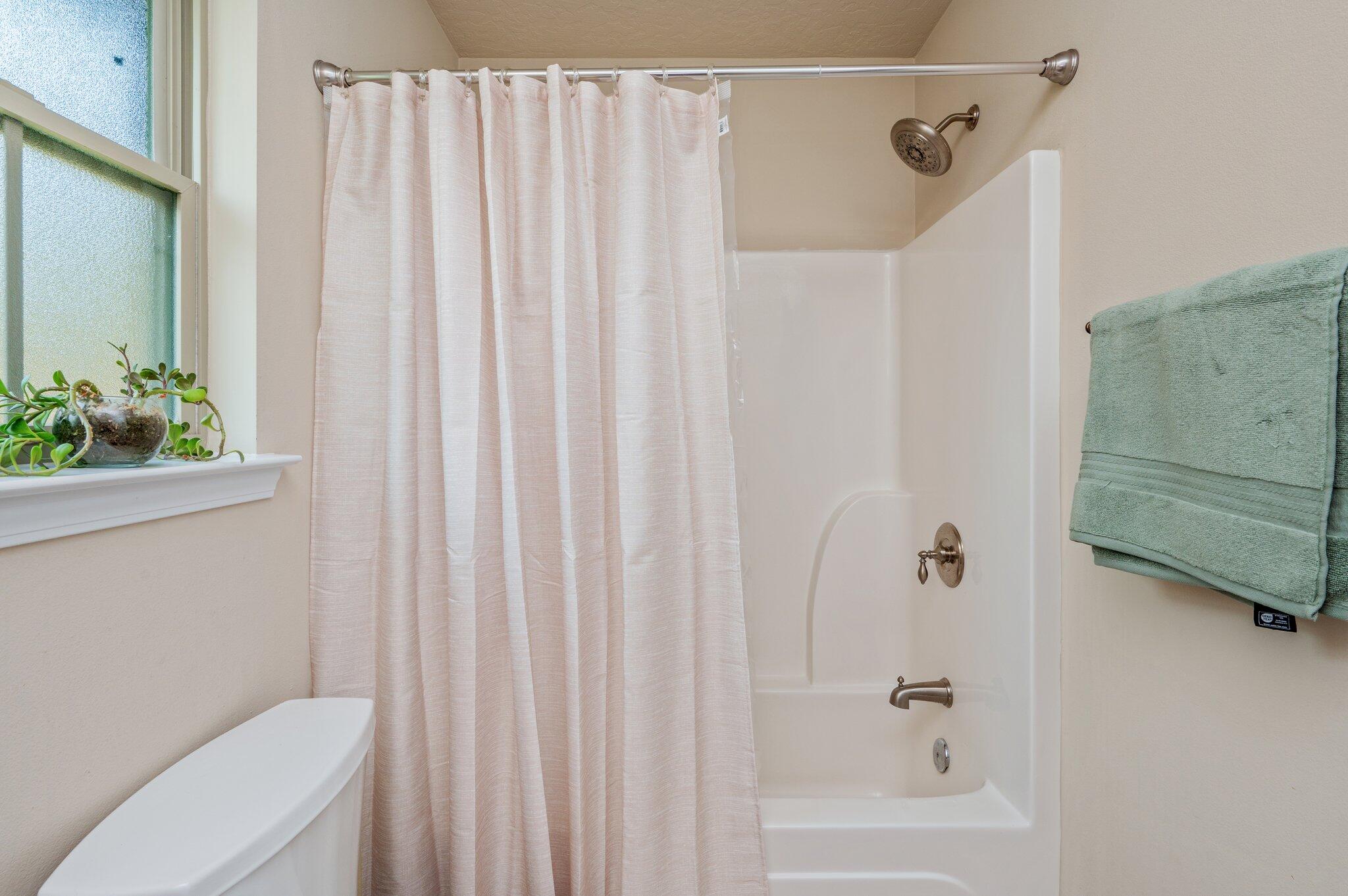 2283 Lewis Street Crestview, FL 32536 - Photo 32 of 39 33-web-or-mls-2283-lewis-st