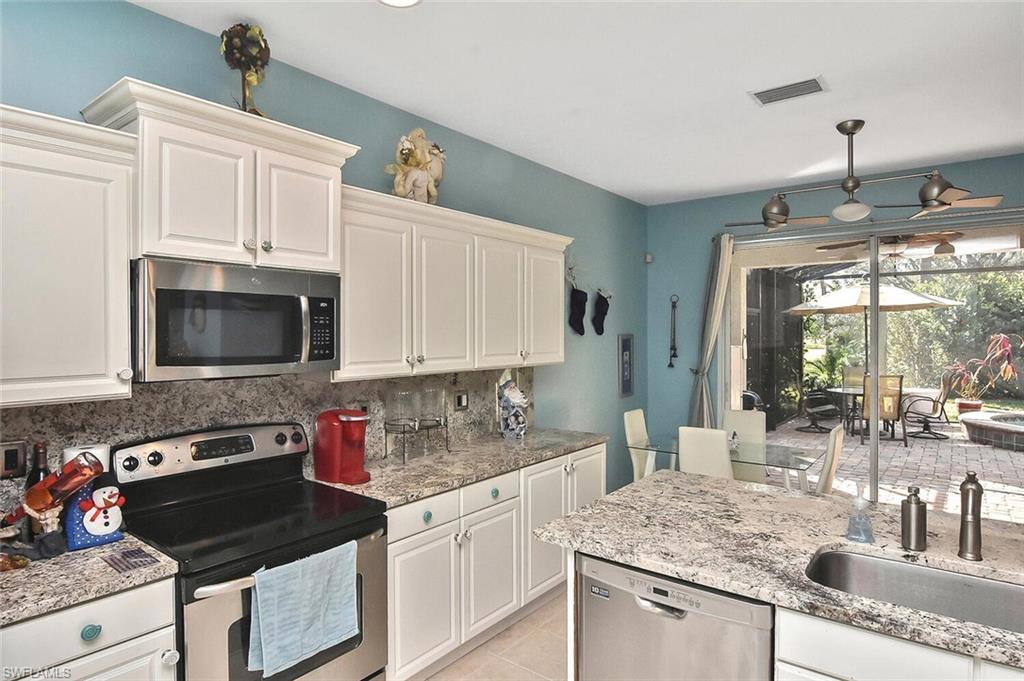 12894 Ivory Stone Loop Fort Myers, FL 33913 - Photo 15 of 50