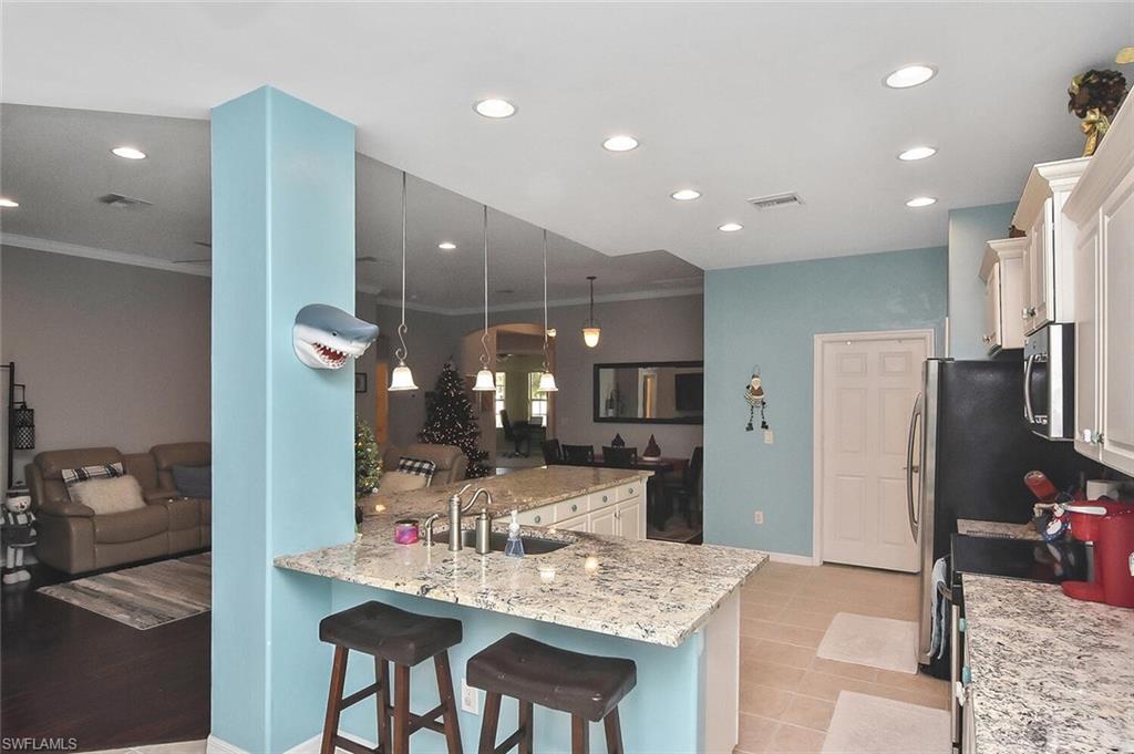 12894 Ivory Stone Loop Fort Myers, FL 33913 - Photo 18 of 50