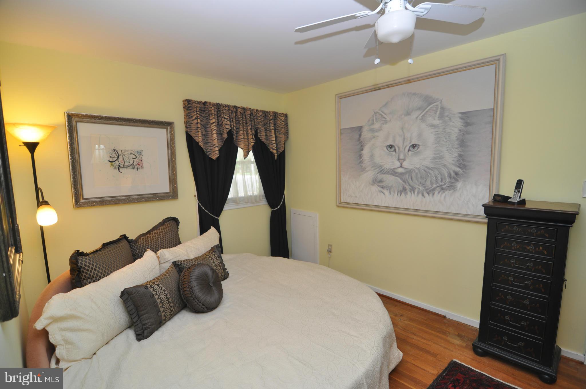 1926 Griffith Road Falls Church, VA 22043 - Photo 14 of 29 Bedroom