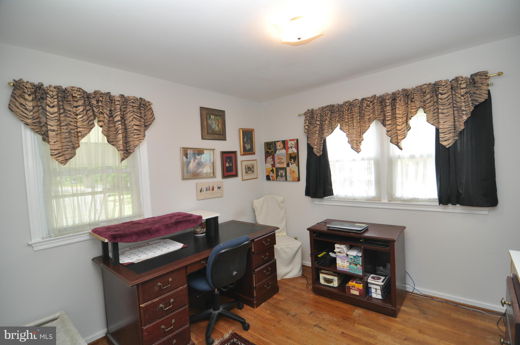1926 Griffith Road Falls Church, VA 22043 - Photo 16 of 29 Bedroom