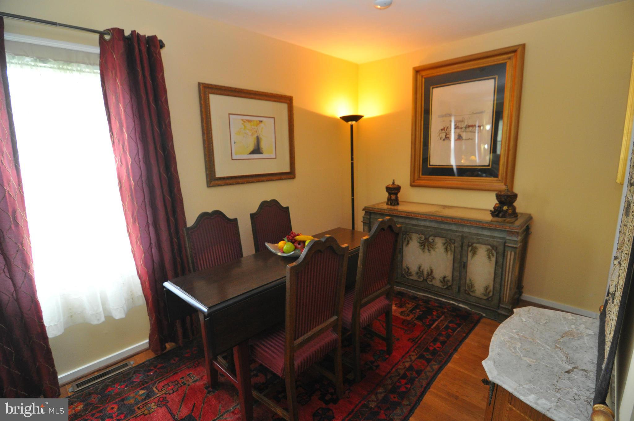 1926 Griffith Road Falls Church, VA 22043 - Photo 5 of 29 Dining Room